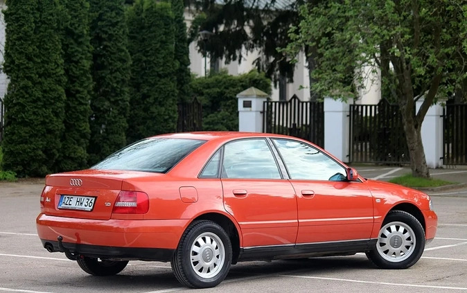Audi A4 cena 12900 przebieg: 125000, rok produkcji 2000 z Biecz małe 596